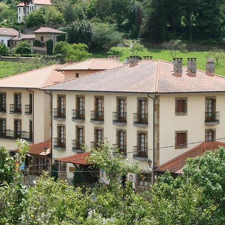 Hotel Valle Las Luinas Soto de Luiña Екстериор снимка