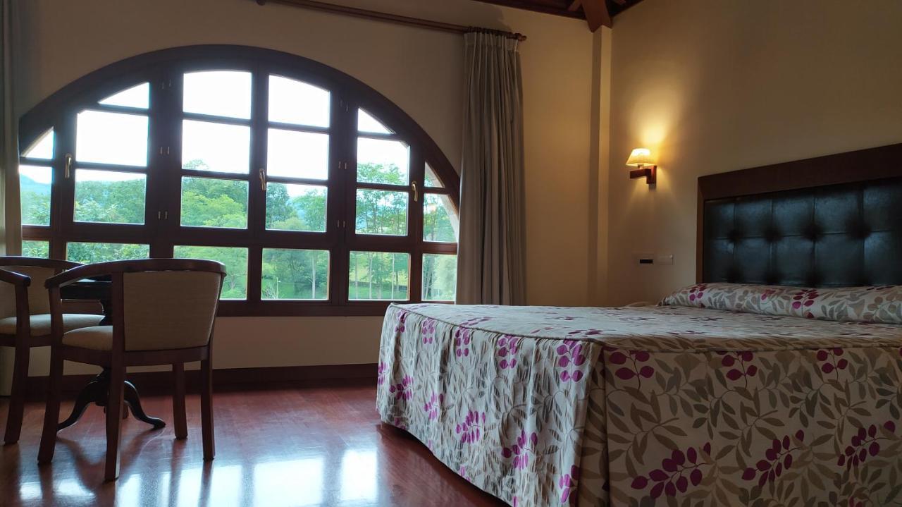Hotel Valle Las Luinas Soto de Luiña Екстериор снимка