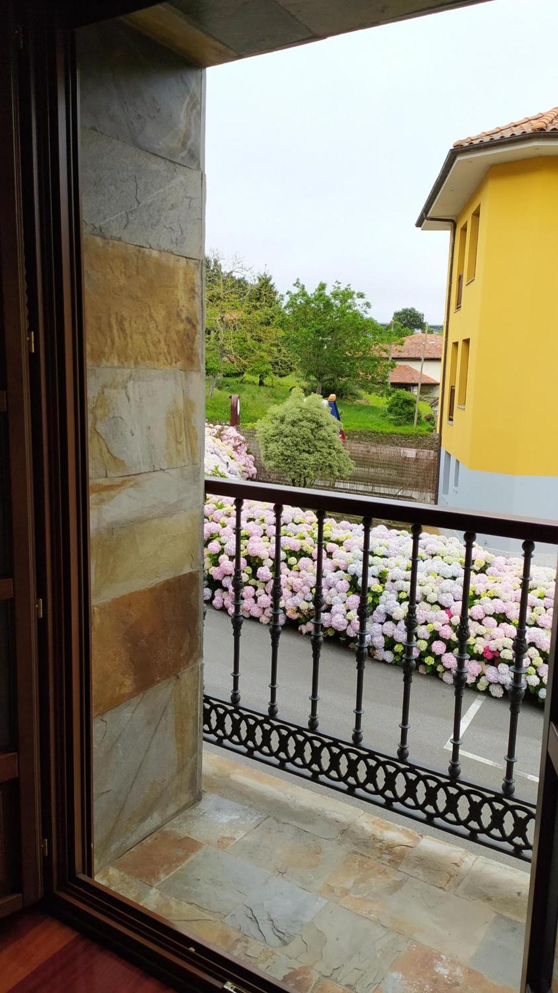 Hotel Valle Las Luinas Soto de Luiña Стая снимка