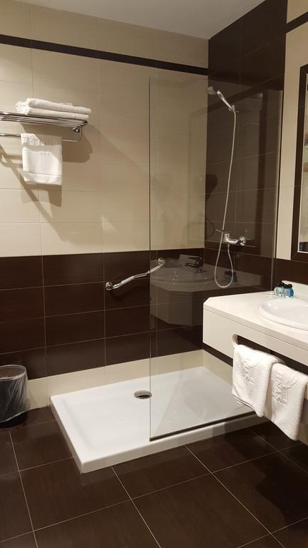 Hotel Valle Las Luinas Soto de Luiña Екстериор снимка