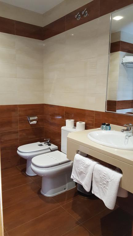 Hotel Valle Las Luinas Soto de Luiña Екстериор снимка