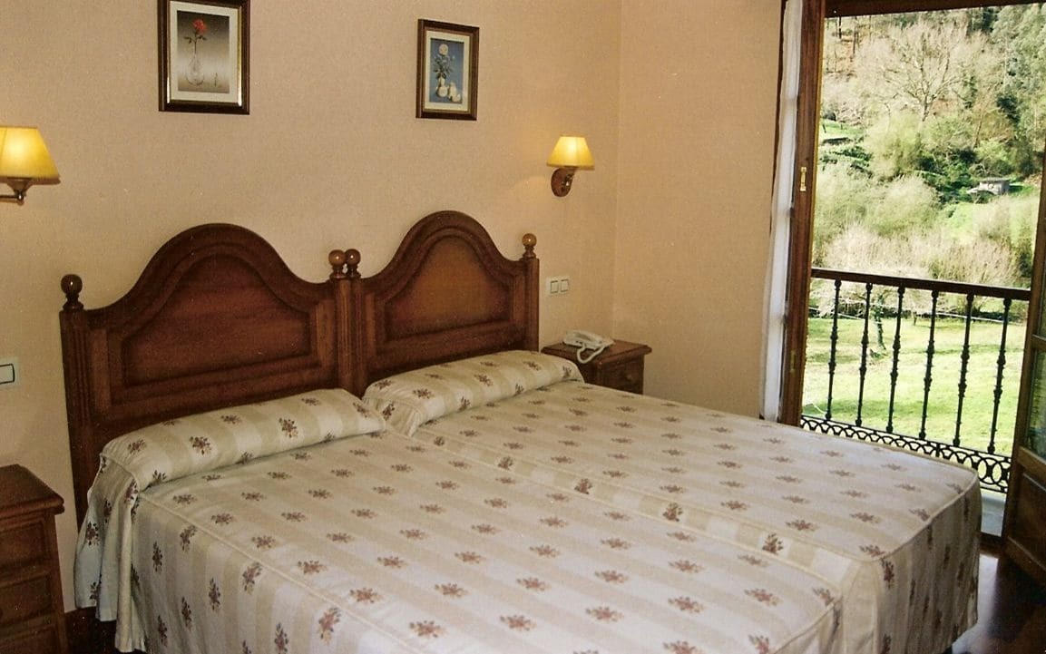 Hotel Valle Las Luinas Soto de Luiña Екстериор снимка